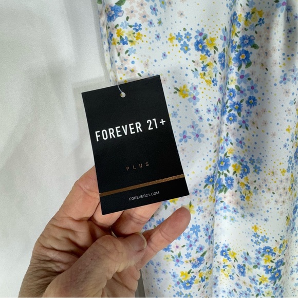 Forever 21+ Yellow & Blue Floral Satin Tea Length Skirt - Picture 4 of 7